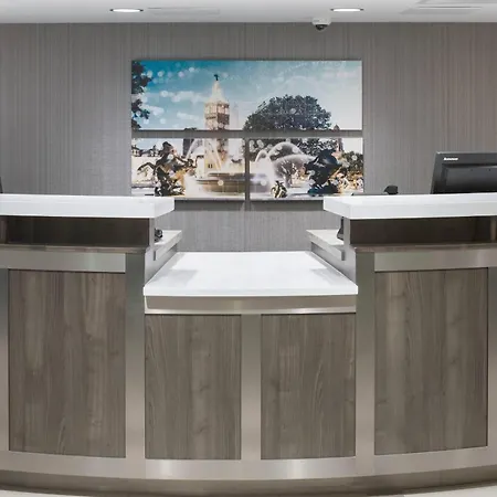 Residence Inn Kansas City Country Club Plaza
